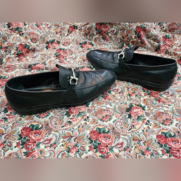 Men\'s Salvatore Ferragamo Black Leather Driving Loafers Size 9.5 main image 11
